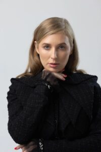 Yelyzaveta Hordiichuk, aka Elizabeth La Reine